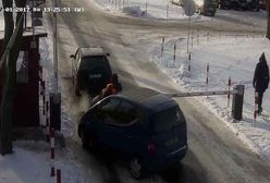 Nie zapłacił 2 zł. Wolał potrącić parkingowego