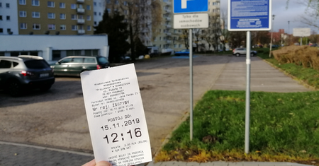 Mieszkańcy spółdzielni walczą z prezesem. Wśród nich matka znanej podróżniczki