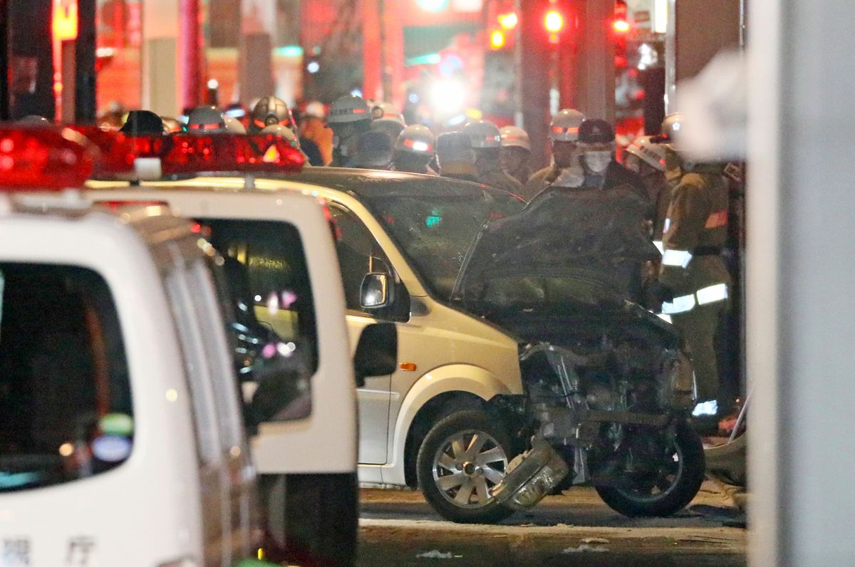 Tokio: 21-latek wjechał autem w tłum świętujący Nowy Rok. Są ranni