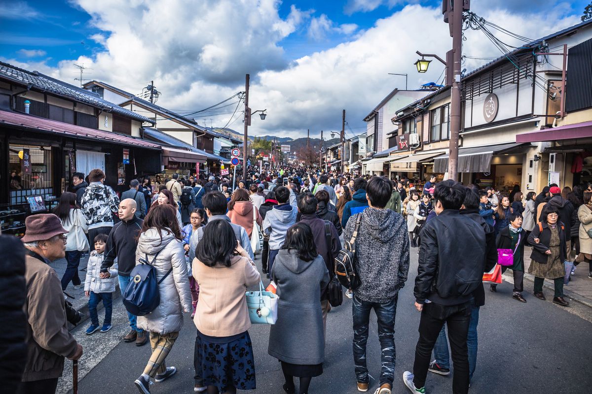 "Turystyka koronawirusowa". Japońskie miasto zaprasza odważnych turystów