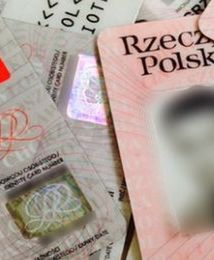 Operatorzy nie sprawdzają dowodów? Podpisują umowy na skradzione dokumenty