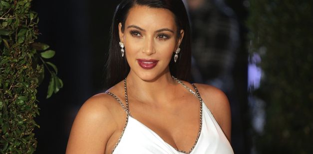 Kim Kardashian: przyszła mama cała w bieli FOTO
