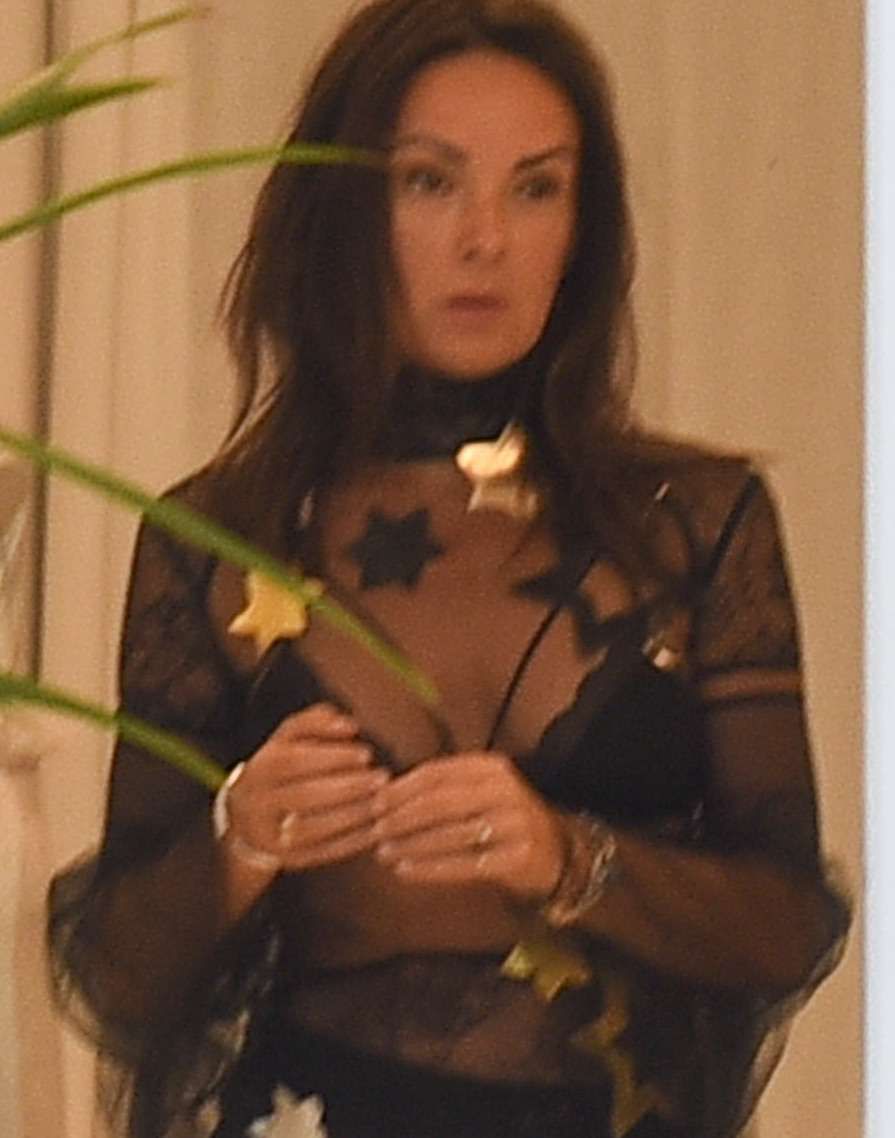 Kasia Kowalska w koronkowym staniku na zakupach w butiku Agnieszki Maciejak