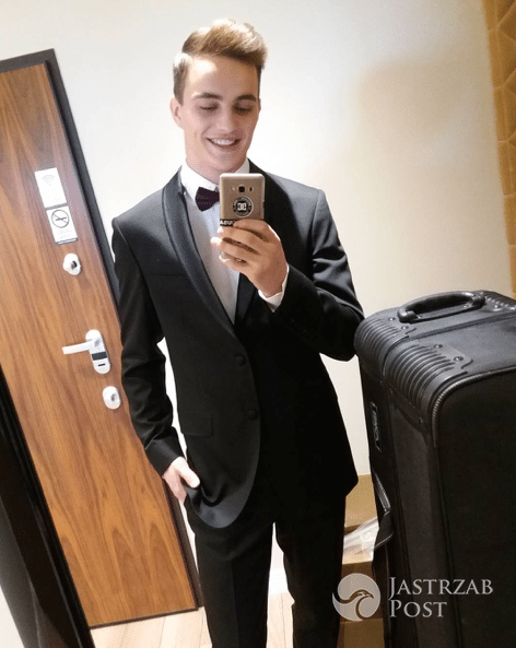 Patryk Grudowicz w świątecznej sesji