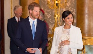 Pokazano akt urodzenia syna księżnej. Uwagę zwraca jeden szczegół