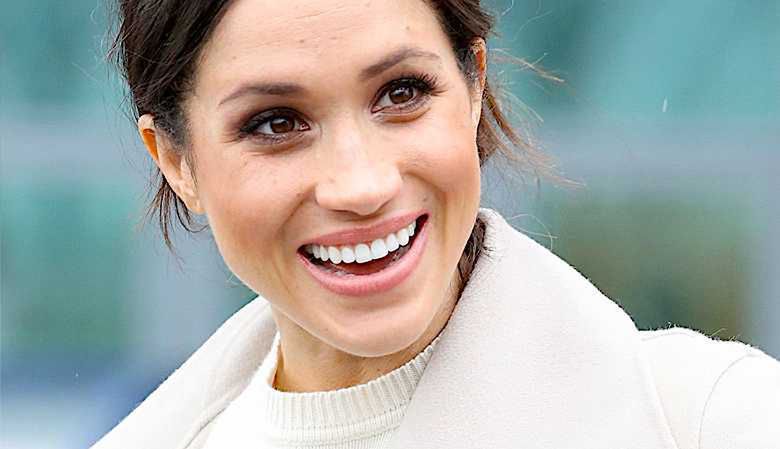 Słynne buty Meghan Markle znowu w sprzedaży! Dwa lata temu rozeszły się jak na pniu!