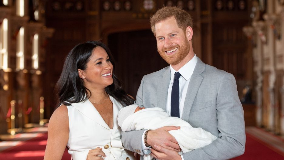 Księżna Meghan i książę Harry z synkiem Archiem