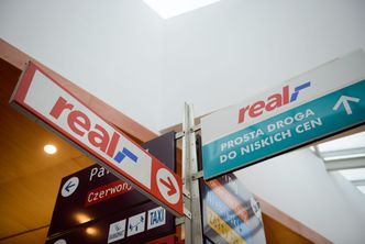 Metro chce sprzedać hipermarkety Real
