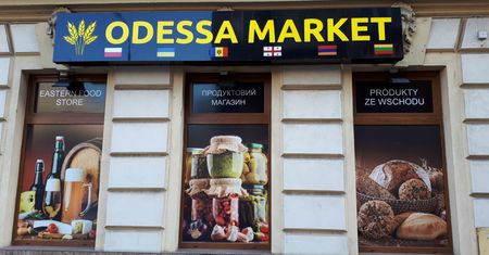 Sklep dla Ukraińców we Wrocławiu. Ale Polacy też próbują wschodnich smaków