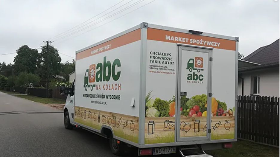 Sklepy abc jeżdżą po małych miejscowościach w siedmiu województwach 