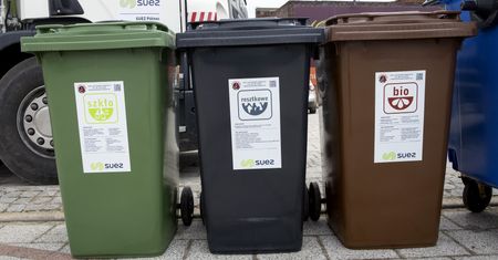 System kaucji za opakowania jest za drogi. Rząd stawia na kosze do selektywnej zbiórki