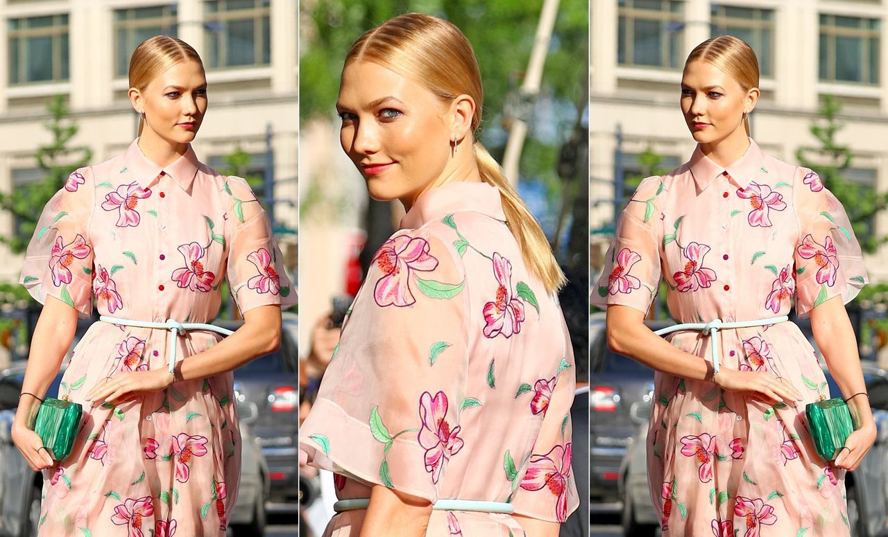 LOOK OF THE DAY: Karlie Kloss w kwiatowej sukience od Caroliny Herrery