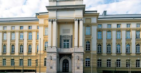 Przetarg dla KPRM. Wygrał twórca planszówek