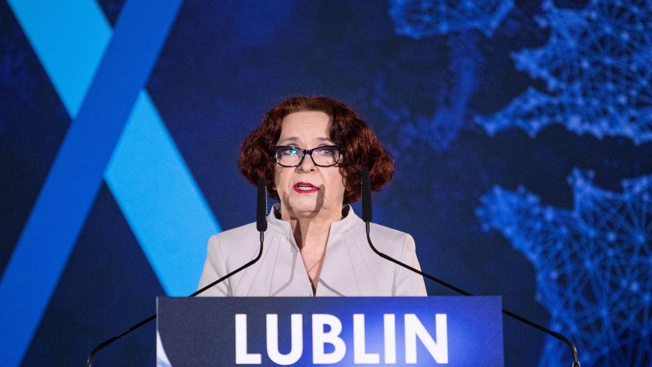Wybraną do Parlamentu Europejskiego Elżbietę Kruk zastąpi Adam Kałaska