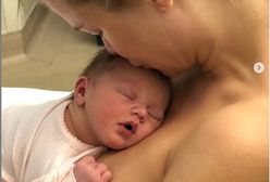 Joanna Krupa w domowych pieleszach z dzieckiem. Mąż pokazał ją w naturalnej odsłonie