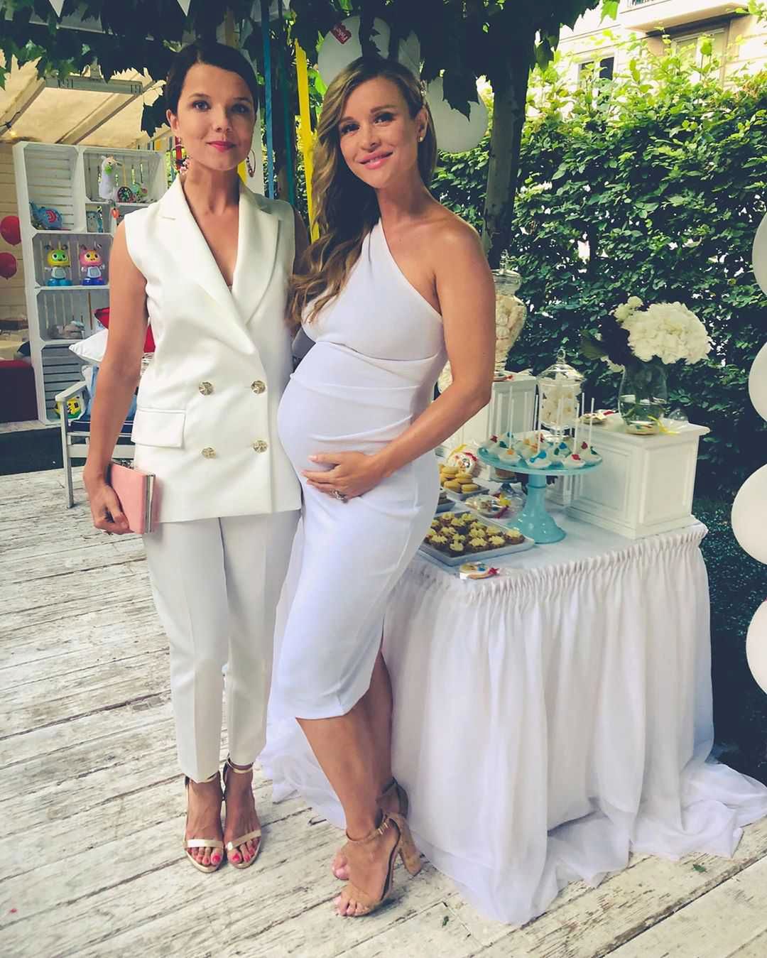 Joanna Jabłczyńska na baby shower Joanny Krupy