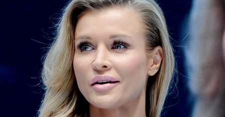 Joanna Krupa i spódnica w kratkę
