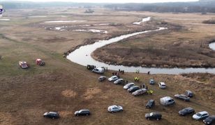 Samochód radnego znaleziono w rzece Krzna. Trwają poszukiwania mężczyzny