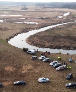 Samochód radnego znaleziono w rzece Krzna. Trwają poszukiwania mężczyzny