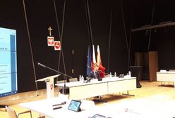 Lublin. Krzyż zawisł na sali obrad. Radni zaskoczeni