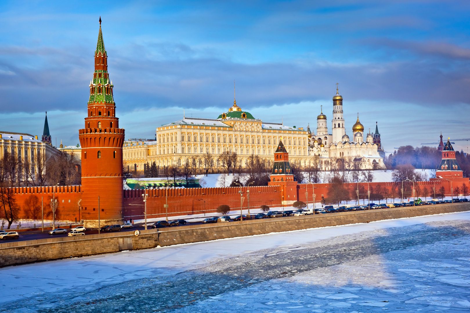 Władimir Putin zbada podziemia Kremla. Będzie szukać skarbów