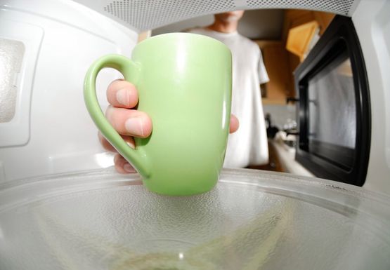 Nietypowe zastosowania kuchenki mikrofalowej