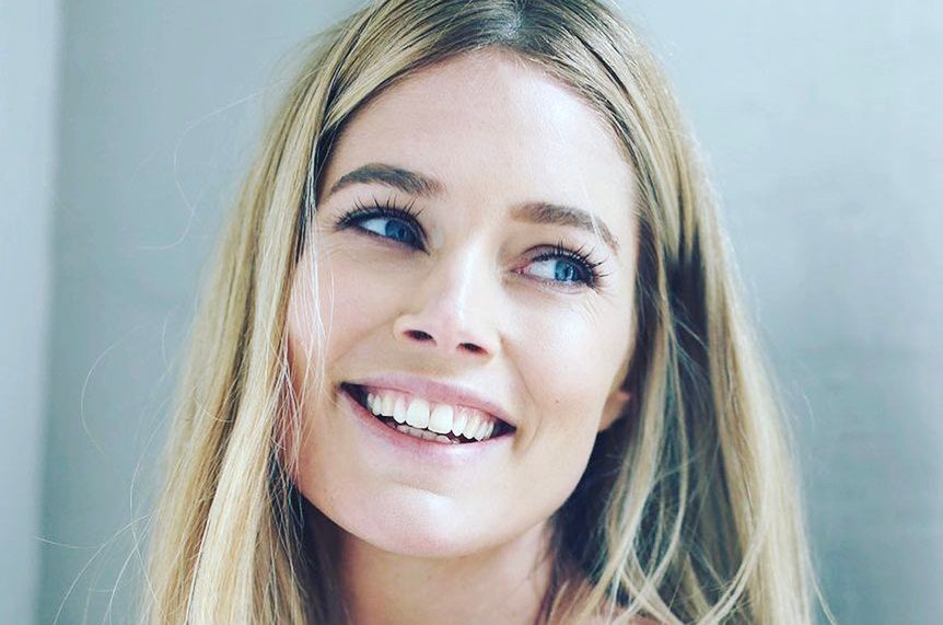 Doutzen Kroes pozuje nago w sesji dla magazynu "Love". Boskie ciało!