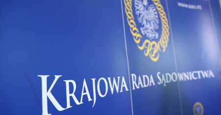 Słupsk: sędziowie zażądali wykluczenia niemal wszystkich sędziów KRS. "Chcemy im oszczędzić oskarżeń o nepotyzm i kolesiostwo"