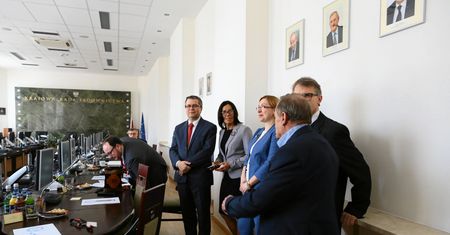 "Gazeta Wyborcza" opublikowała listy poparcia kandydatki do Krajowej Rady Sądownictwa