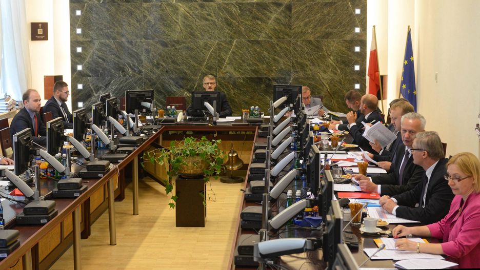Krajowa Rada Sądownictwa wybiera kandydatów na sędziów SN, których zarekomenduje prezydentowi