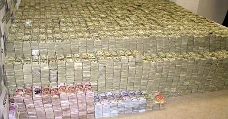 Policja skonfiskowała ok. 150 mln dolarów z handlu narkotykami