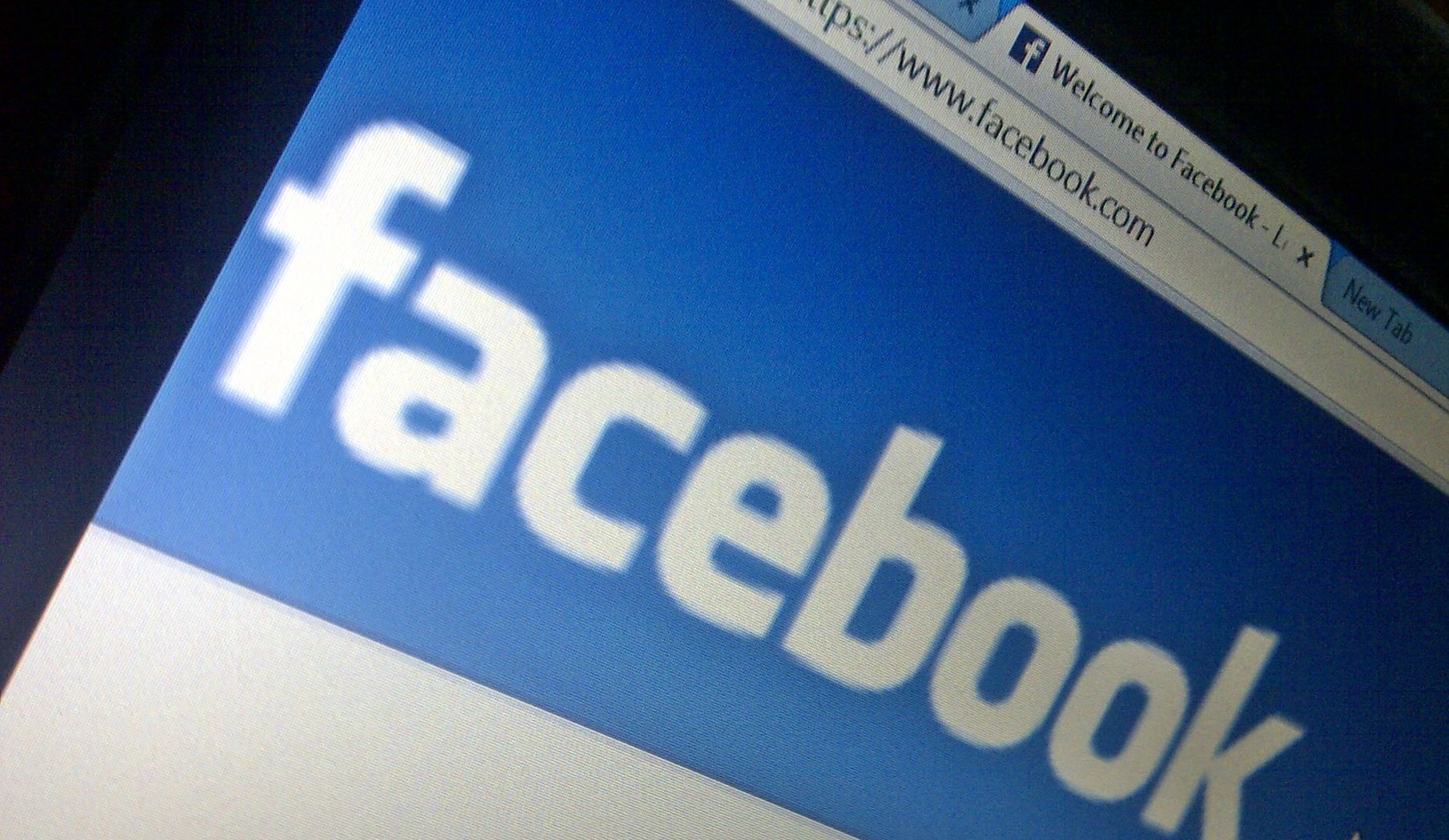 Facebook reaguje na ataki w Brukseli. Oznacza bezpieczne osoby