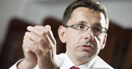 Kolejny stołek dla żony ministra skarbu