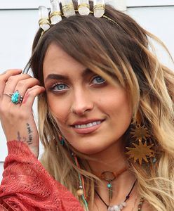 Paris Jackson łamie konwenanse. Na imprezie pokazała nieogolone nogi