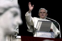 Papież modlił się za ofiary katastrofy pod Mirosławcem