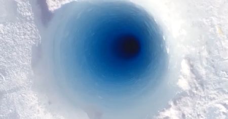 Antarktyda. Naukowcy nie przestają tego robić. Zobacz zadziwiające wideo