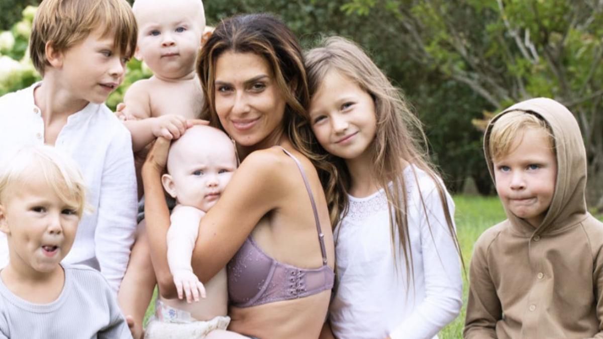 Hilaria Baldwin z dziećmi