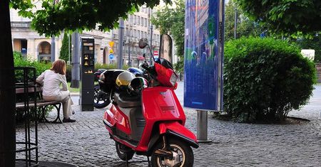 Chcesz przesiąść się na skuter? Nie daj się zaskoczyć przepisom