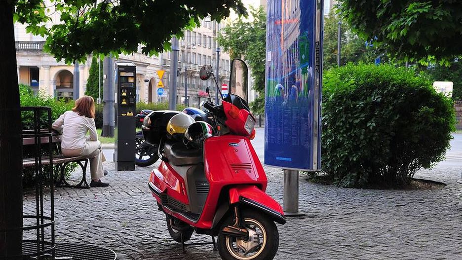 Yamaha Beluga to przykład skutera, którym można wjechać na buspas