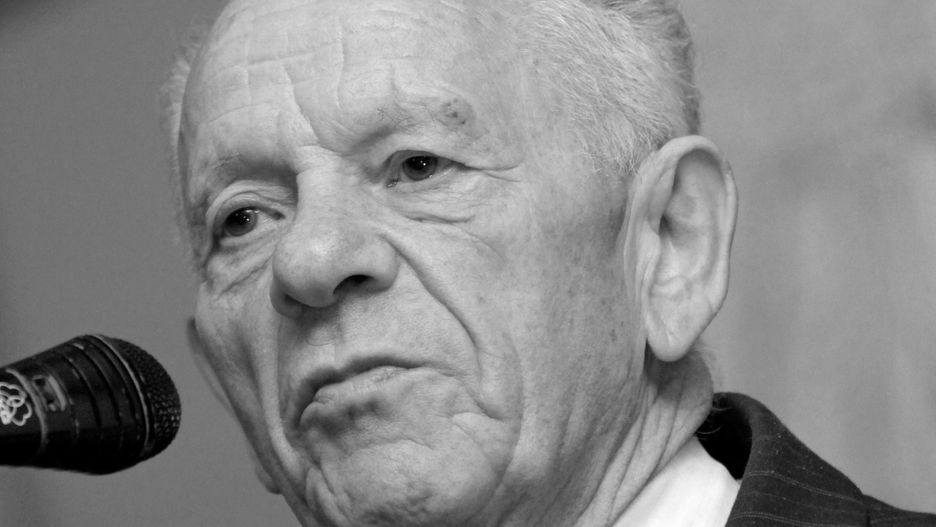 Jacek Wilczur był m.in. założycielem i prezesem Towarzystwa Poszukiwań Zabytków z siedzibą w Warszawie