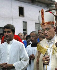 60 procesji w święto Matki Miłosiernej z El Cobre