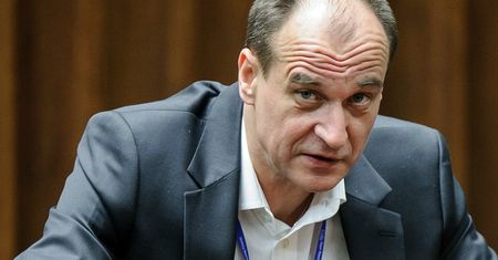 Wystarczyły dwa zdjęcie, żeby podsumować aktualną sytuację polityczną. Kukiz znowu w formie
