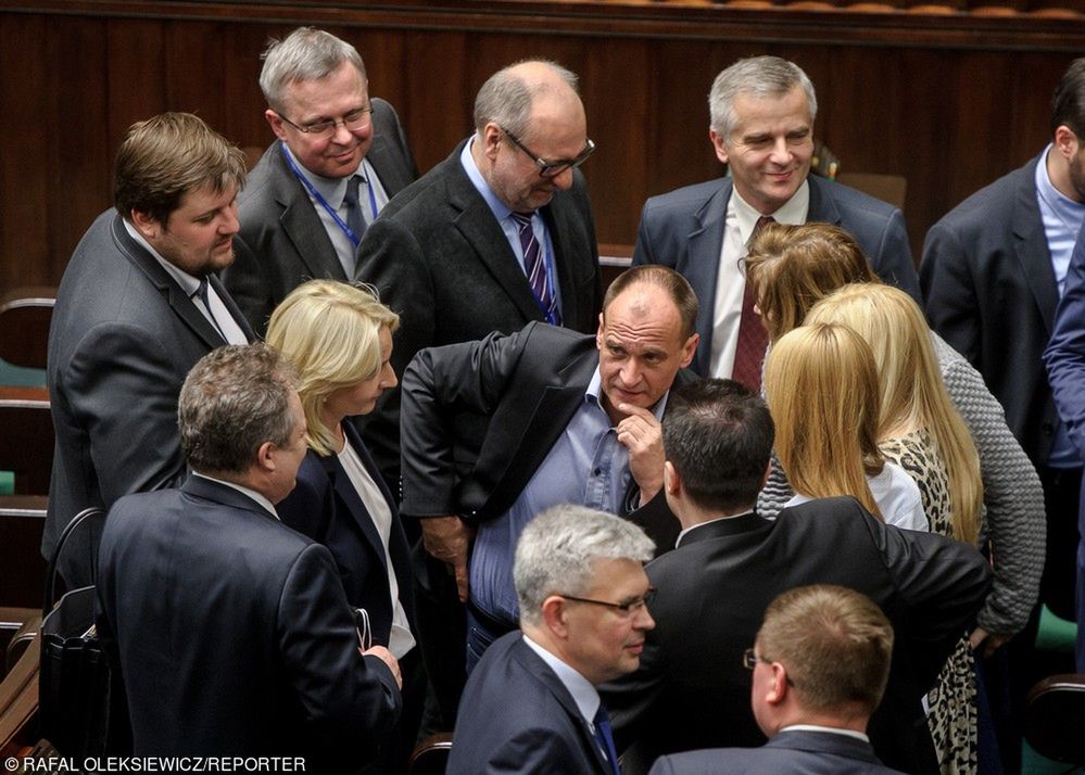 Ci posłowie wstrzymali się od głosu ws. ustawy o SN. Niektórzy zaskoczyli