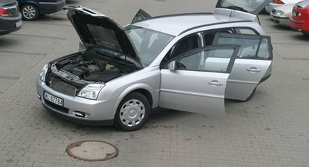 Kupujesz używane auto? Sprawdzaj je, gdzie tylko się da