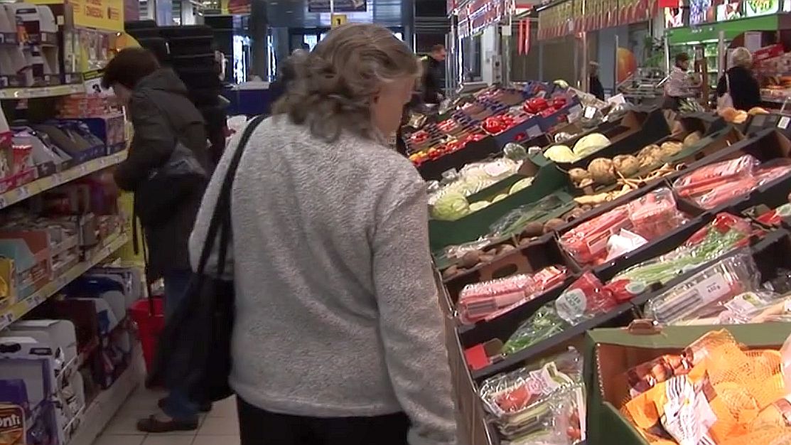 Sprzedaż detaliczna według GUS ciągle rośnie.