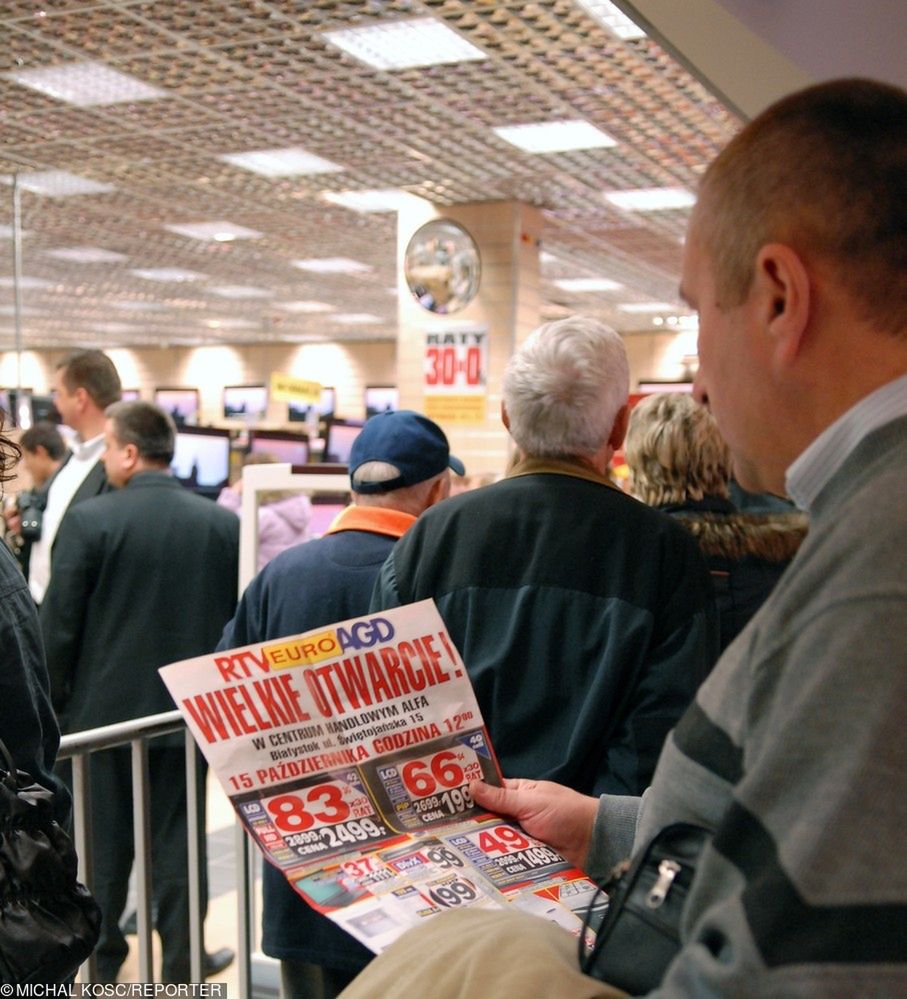 Coraz droższy papier i druk wykańcza gazetki promocyjne. Branża stoi w obliczu kryzysu