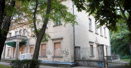 Miasto i księża nie mogą się dogadać. Chodzi o sprzedaż krakowskiego parku