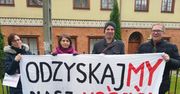 Protestują przed kurią gdańską. "Czujemy się rozgoryczeni"