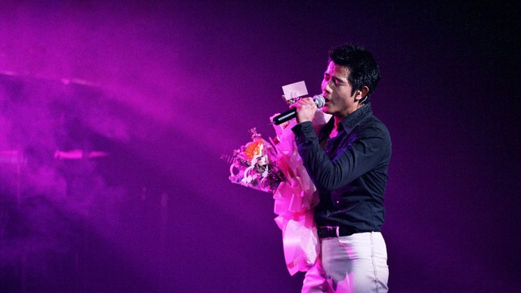 Aaron Kwok podczas koncertu w San Francisco, w Nob Hill Masonic Center