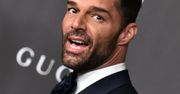 Ricky Martin wprawił fanów w osłupienie. Wytatuował sobie całą nogę! "Musiało bardzo boleć"
